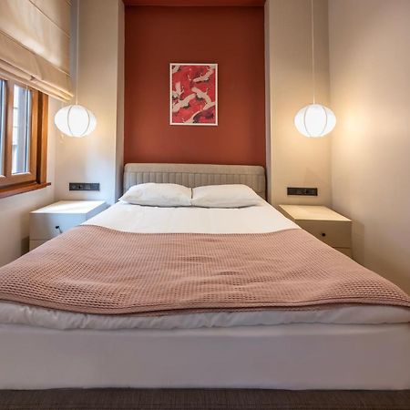 Bguest Pera Suites Istanbul Exterior photo