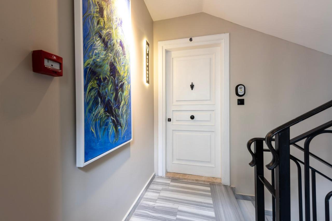 Bguest Pera Suites Istanbul Exterior photo